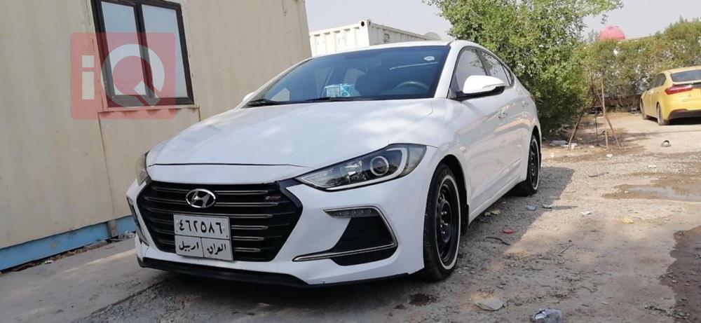 هیوندای ئەلەنترا